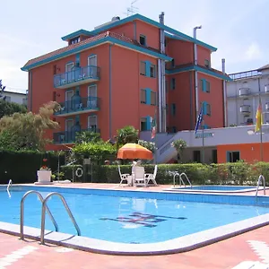 Hotel Altinate ***